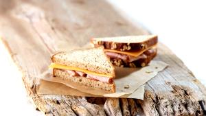 1 serving (5 oz) Smoked Ham Panera Kids Deli Sandwich