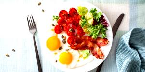 1 serving (524 g) Bacon Classic Eggs