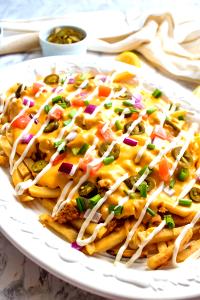 1 serving (541 g) Loaded Cheese Fries