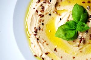 1 serving (57 g) Hummus Dip