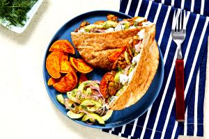1 serving (580 g) Chicken Souvlaki Pita Pockets