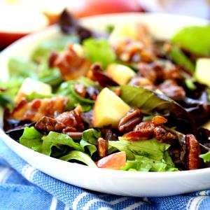 1 serving (596 g) Pecan Dijon Salad