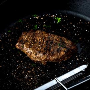 1 serving (6 oz) Grilled Top Sirloin
