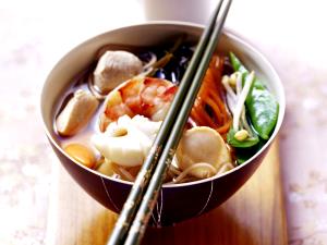 1 serving (60 g) Seafood Noodle Soup