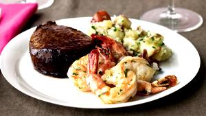 1 serving (722.1 g) Top Sirloin Steak Dinner with Shrimp