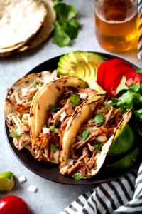 1 serving (758 g) Savory Pork Carnitas Tostada Salad