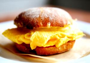 1 serving (7.9 oz) Ciabatta Egg Sandwich (1200)