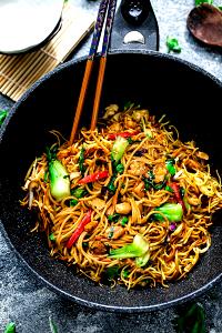 1 serving (8 oz) Chicken Lo Mein