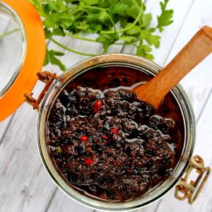 1 serving (85 g) Black Bean Sauce