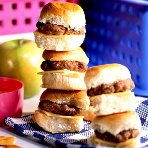 1 serving (85 g) Mini Cheeseburgers