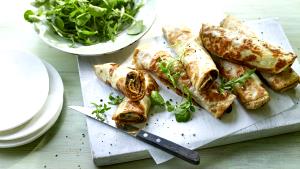 1 serving (85 g) Wrapped Egg Rolls