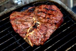 1 Serving (85.0 G) Beef Shoulder Steak, grilled