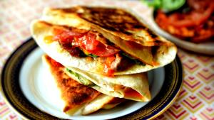 1 serving (8.75 oz) Club Med Grilled Hot Wrap