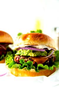 1 serving (9.5 oz) Black Bean Burger with Cranberry Almond Slaw (1200)