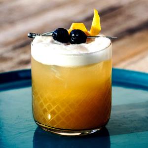 1 serving Amaretto Sour