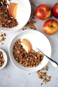 1 Serving Apple Cinnamon Granola