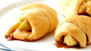 1 Serving Apple Croissants Tart