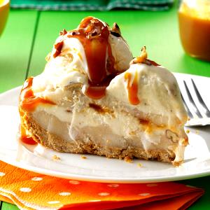 1 Serving Apple Pie A La Mode Ice Cream - 4 Oz Scoop