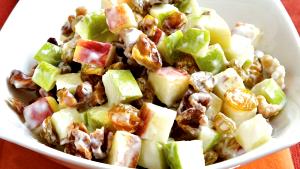 1 Serving Apple Walnut Salad For Bar