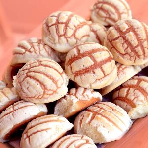 1 serving Assorted Conchas