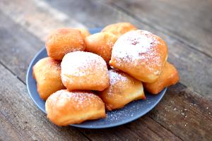 1 serving Baked Beignet