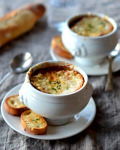 1 Serving Baked Onion Soup