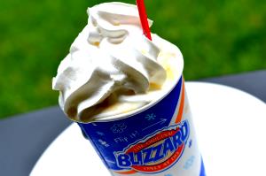 1 Serving Banana Cream Pie Blizzard - Small