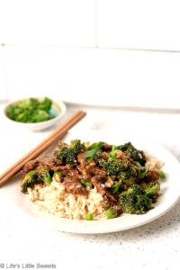 1 Serving Beef With Broccoli Lunch Bowl Served With Brown Rice