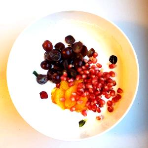 1 Serving Berry Pomegranate Fruit Cream - Large