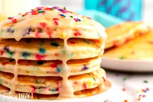 1 serving Birthday Cake Pancakes