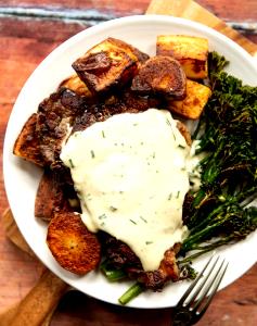 1 Serving Black Angus - Regular W/ Cheese & Dressing