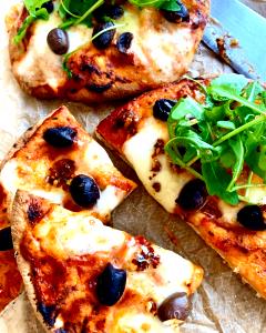 1 Serving Black Olives İn 2-3 Topping Large Pizza