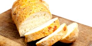 1 Serving BLMP - Bread, Zesty Parmesan, 6"