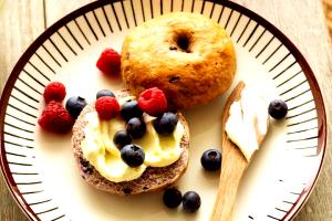 1 Serving Blueberry Bagel