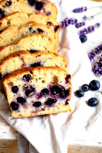 1 Serving Blueberry Bread