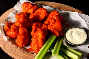 1 serving Boneless Wings (5 Pieces)