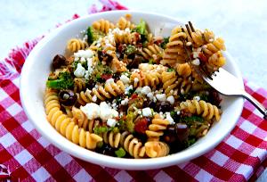 1 serving Broccoli Sun-Dried Tomato Fusilli with Mild Goat Cheese