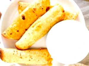 1 Serving Buffalo Chicken Snackarito
