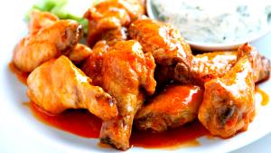 1 serving Buffalo Chicken Wings - Hot