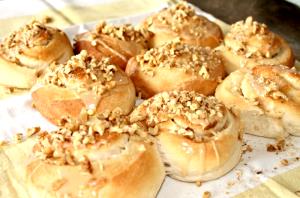 1 Serving Butterhorn Contains Walnuts