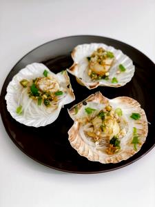 1 Serving Cantonese Scallops