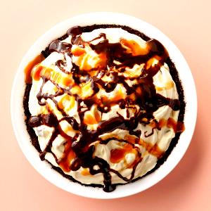 1 serving Caramel Nut Crunch Pie