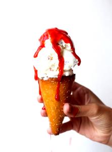 1 Serving Ice Cream Syrup, Strawberry