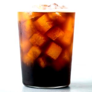 1 Serving Iced Americano, Medium