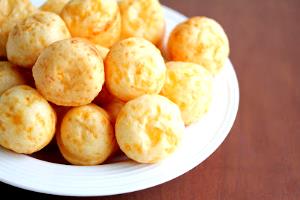 1 Serving Cheese Tapioca Rice Bread