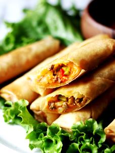 1 serving Cheeseburger Spring Rolls