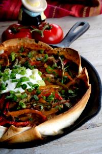 1 Serving Chicken Fajita Deep Dish Pizza
