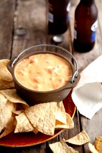 1 serving Chili Con Queso Dip