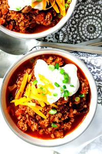 1 Serving Chili W/ Cheddar Cheese -Stews