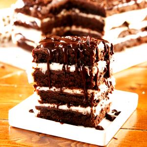 1 serving Chocolate Brownie Lasagna